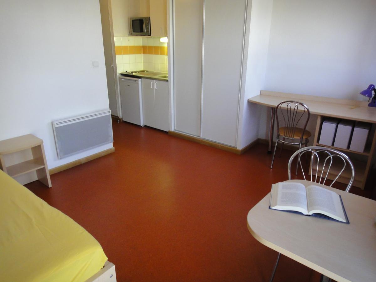 Appart'Study Avignon - Residence Eisenhower Ruang foto